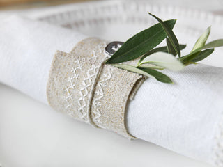 Stitching on napkin ring using the HUSQVARNA® VIKING® EMERALD™ 116 Sewing Machine