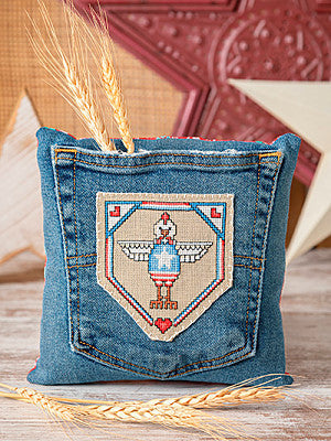 Just CrossStitch Magazine: 2025 Summer Edition. Cock-a-Doodle Dandy
Design by Christi Brown of The Elfin Forest
This pocket-size poultry is pulling out all the stops with his festive, patriotic outfit!