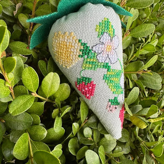 Mousy's Strawberry Cross Stitch Pattern by Luhu Stitches 