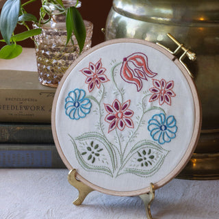 Pennsylvania Posy embroidery hoop kit