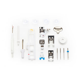 Singer SC220 – accessories and presser feet included