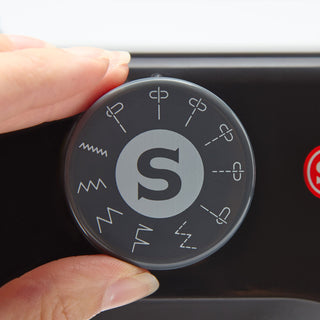 Singer M1000 mending machine – close-up of stitch settings