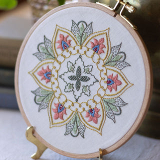 Thessaly Floral embroidery hoop kit