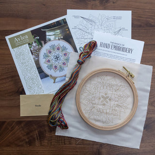Thessaly Floral embroidery hoop kit
