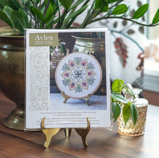 Thessaly Floral embroidery hoop kit